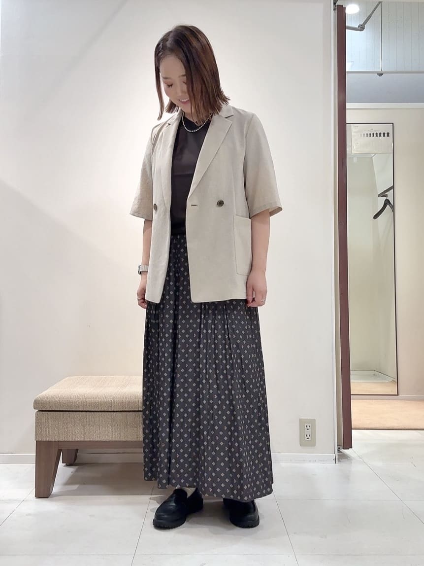 YUIさんの「UNTITLED｜【吸水速乾/洗える】ハーフスリーブジャケット」を使ったコーディネート