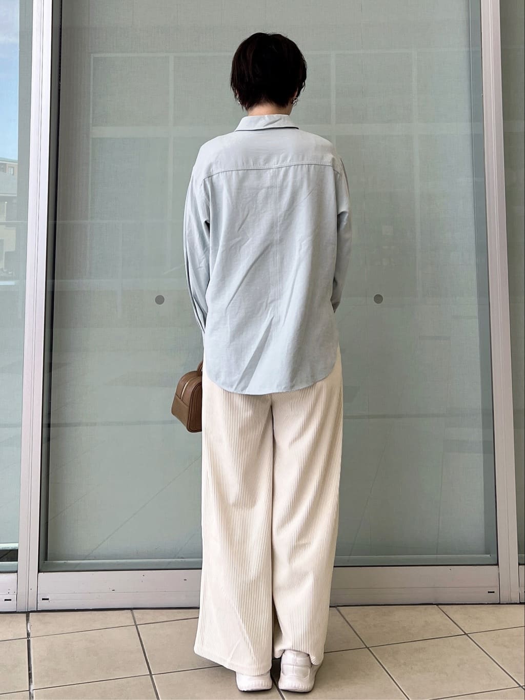 yo-koさんの「OPAQUE.CLIP｜スエードライクシャツ【洗濯機OK】」を使ったコーディネート