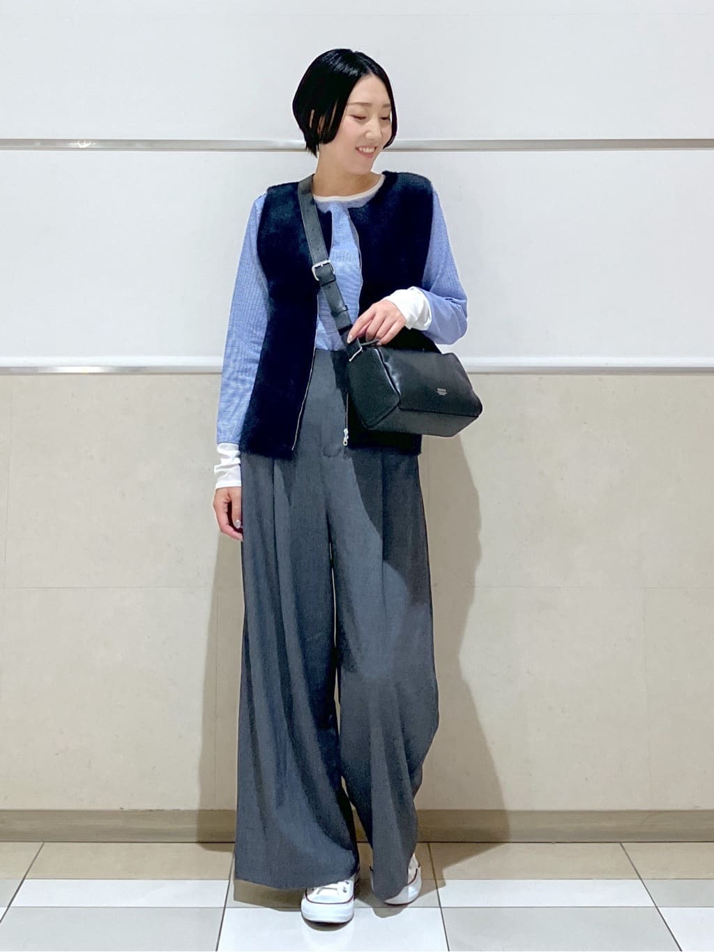eriko さんの「Dessin｜【セットアップ可・洗える】ハイウエストタックパンツ」を使ったコーディネート