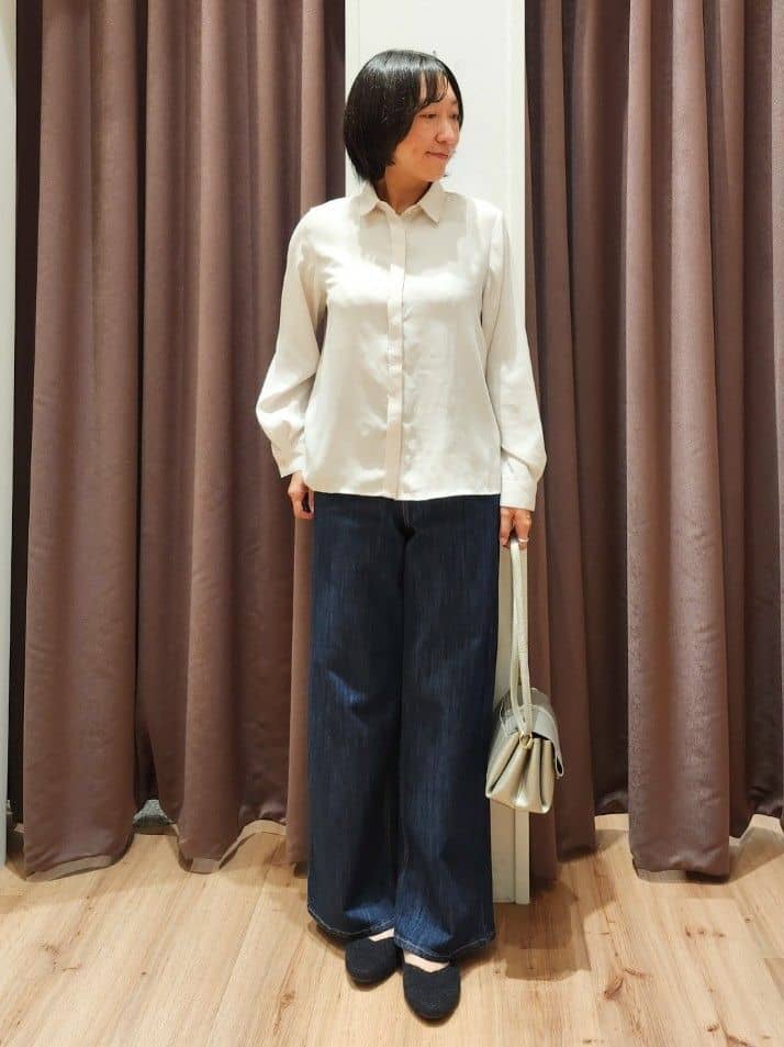 さくさんの「grove｜【美シルエット/選べる着丈】大人のためのバギーデニム」を使ったコーディネート