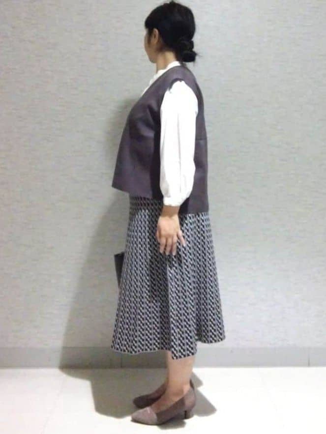 sakoさんの「Reflect｜【WEB先行カラーあり／セットアップ可】幾何調柄ニットスカート」を使ったコーディネート