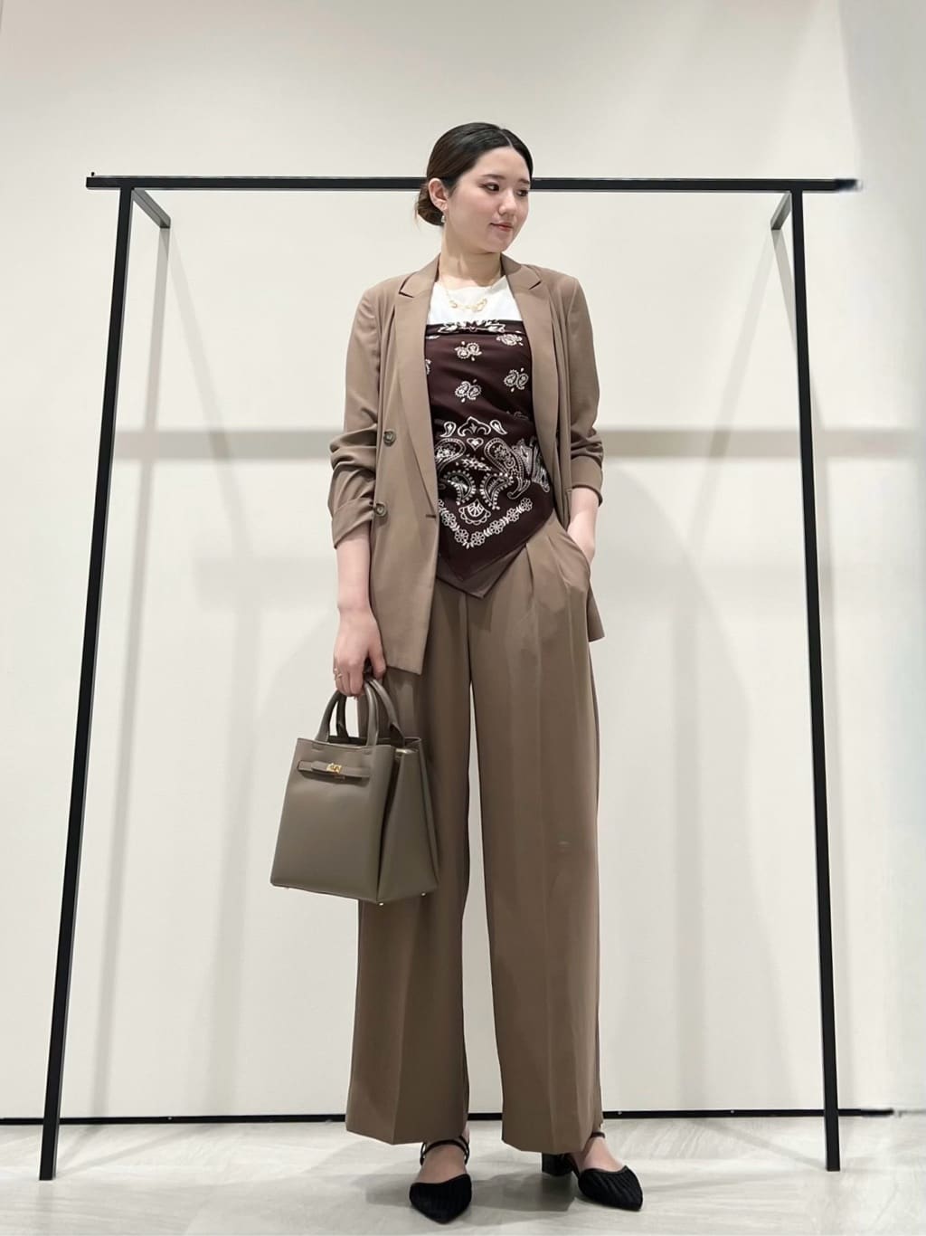 T.Kさんの「INDIVI｜【軽く羽織れる！】ダブルジャケット」を使ったコーディネート