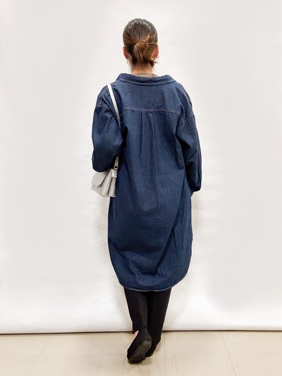 bulさんの「SHOO･LA･RUE｜【洗濯機可/S-3L/美脚シルエット】通勤・セレモニーにも　きちんと見えする ソフトスティックパンツ」を使ったコーディネート