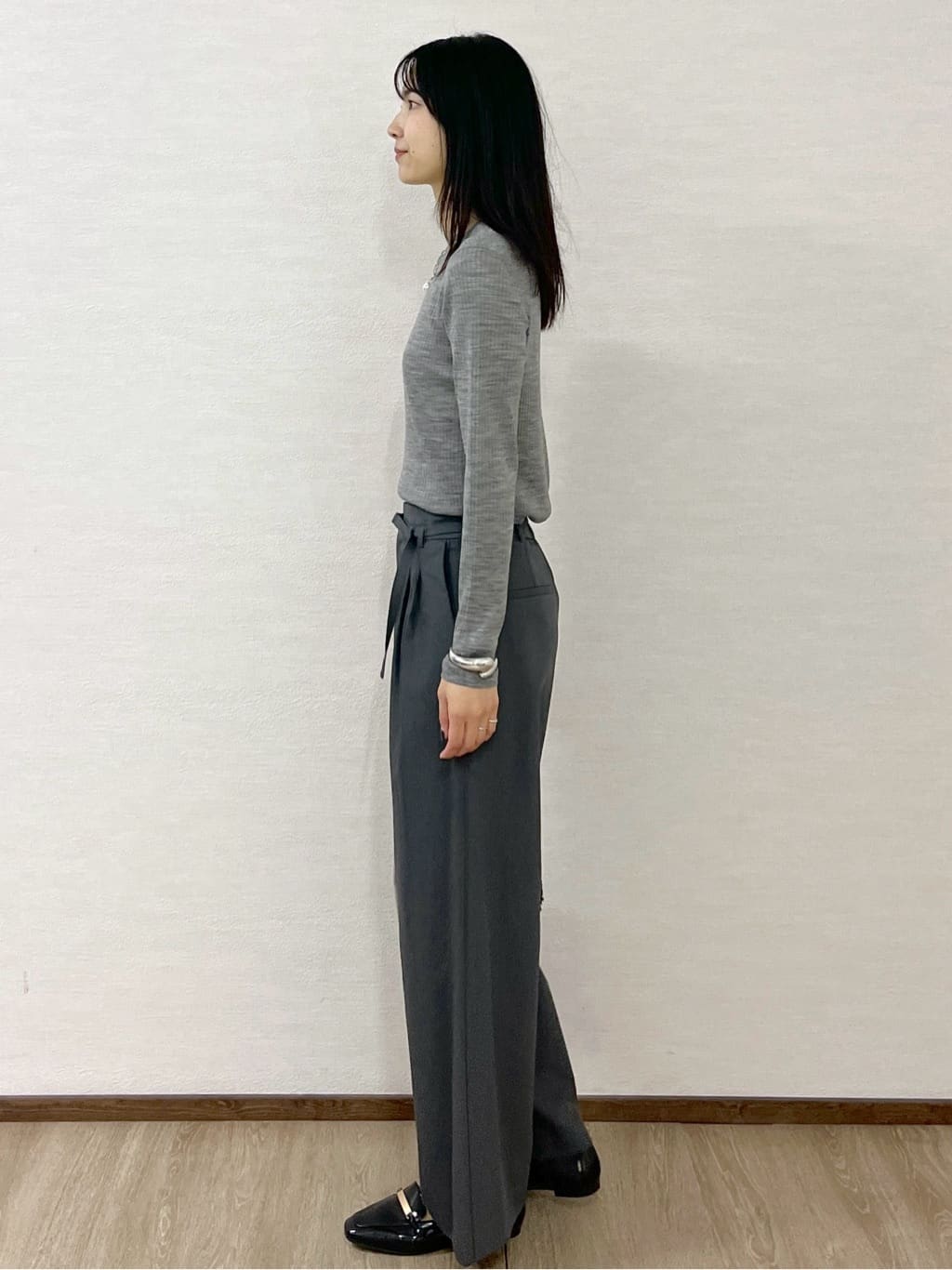 sachikoさんの「OPAQUE.CLIP｜シアーリブニット【洗濯機OK】」を使ったコーディネート