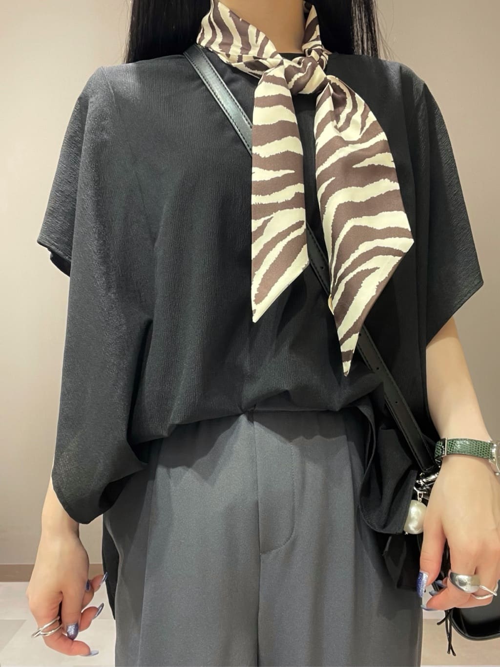 KEIKOさんの「INDIVI｜【体型カバー】スクエアブラウス」を使ったコーディネート