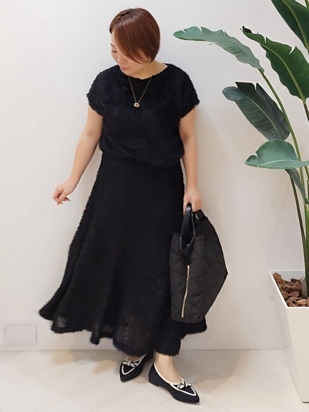 s u g iさんの「UNTITLED｜【セットアップ可/洗える】フェザーフレンチスリーブブラウス」を使ったコーディネート