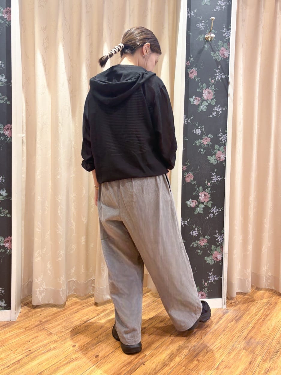 りぃさんの「SHOO･LA･RUE｜【洗える/S-LL】首元きれい テレコリブタンクトップ」を使ったコーディネート