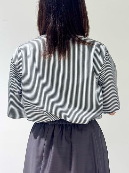 そんさんの「INDIVI｜【洗える】胸元タックフリルブラウス」を使ったコーディネート