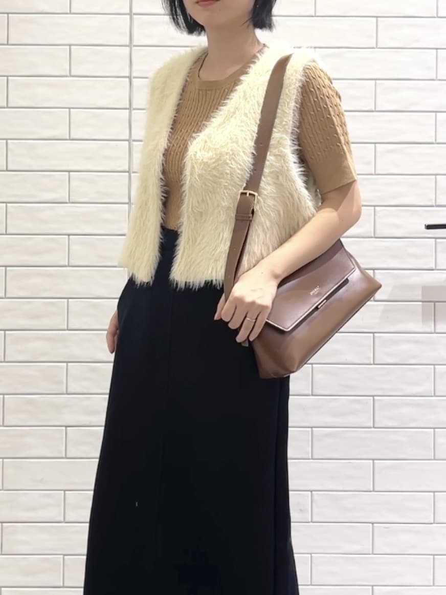 しおりさんの「OPAQUE.CLIP｜ケーブルハーフスリーブニット【UVケア／洗濯機OK】《6col／S～LL》」を使ったコーディネート