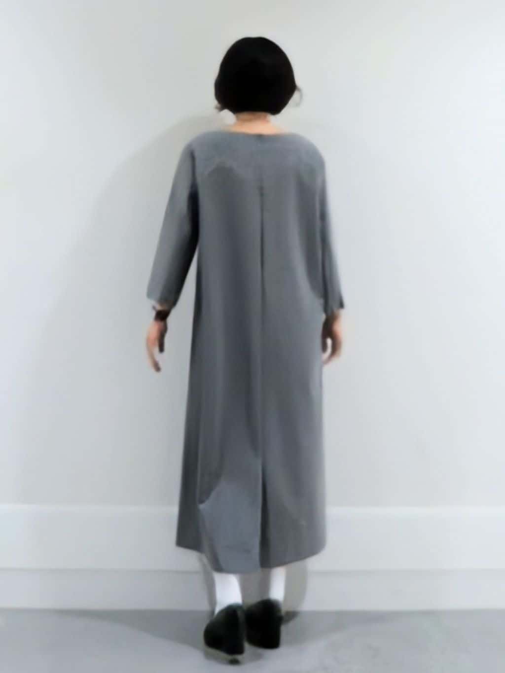 ミズタさんの「UNTITLED｜【洗える/ストレッチ性】スーツライク ストライプワンピース」を使ったコーディネート