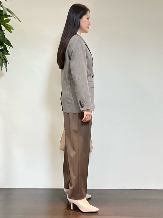 カレンさんの「UNTITLED｜【セットアップ可】ウールライク ダブルブレストジャケット」を使ったコーディネート