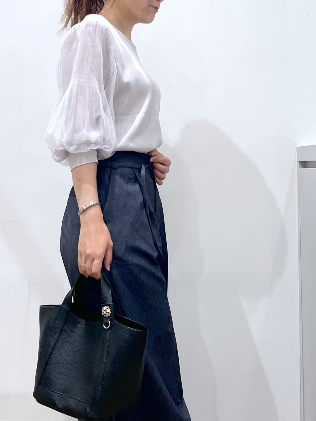 Junさんの「index｜《5色展開》マジョリカプリーツスリーブニット【洗濯機洗い可】」を使ったコーディネート