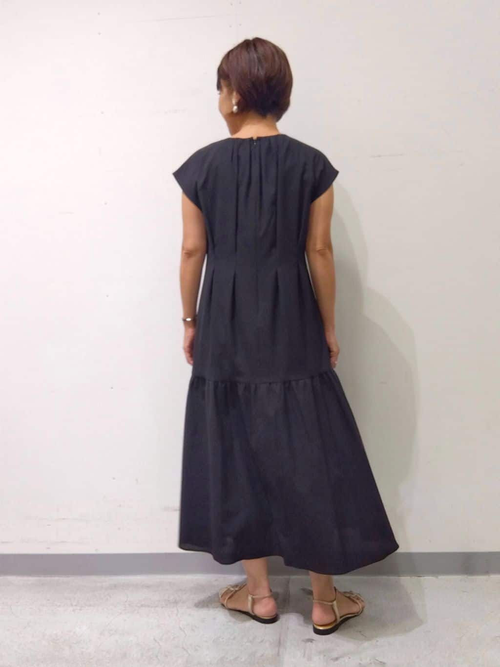 Kさんの「INDIVI｜【1枚でコーデ完成！】タックワンピース」を使ったコーディネート