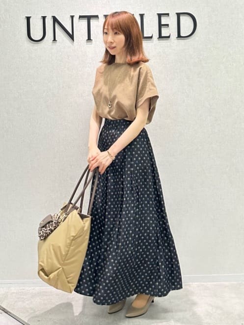 Miwaさんの「UNTITLED｜【セットアップ可/はっ水/通勤】リラククール 半袖ブラウス」を使ったコーディネート
