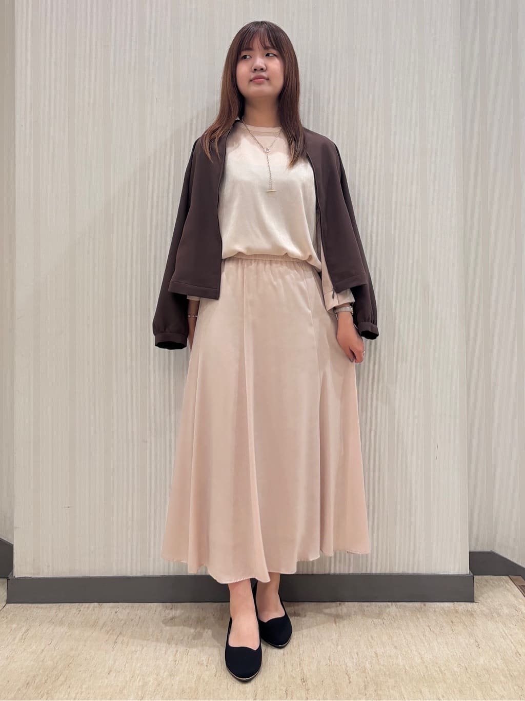 ちひさんの「INDIVI｜バイカラーショートネックレス」を使ったコーディネート