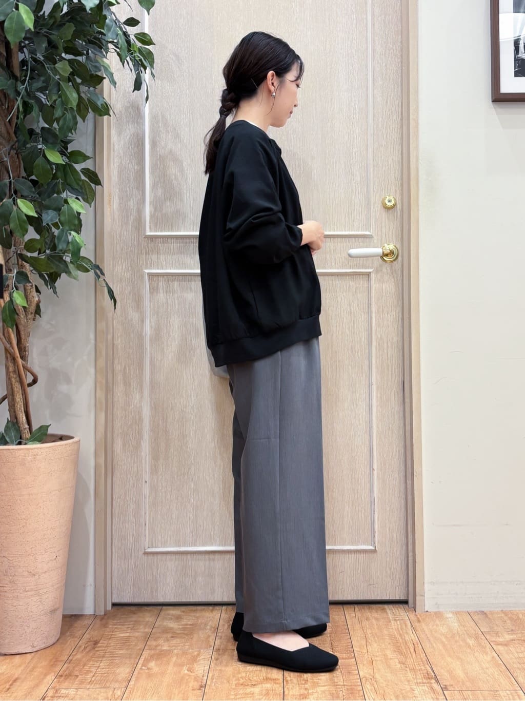 なみさんの「SHOO･LA･RUE｜【洗濯機可/S-LL】さっと羽織れる 軽量リブブルゾン」を使ったコーディネート