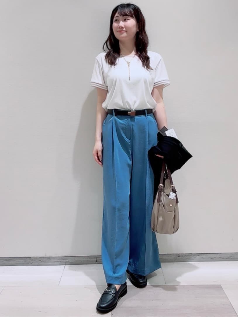 エリカさんの「Reflect｜【寒暖差対策に◎／手洗い可／旅行や通勤に】フード付きシアーカーディガン」を使ったコーディネート