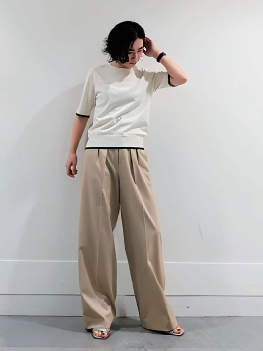 ミズタさんの「UNTITLED｜【アンサンブル可/薄手/洗える】5分袖クルーニット」を使ったコーディネート