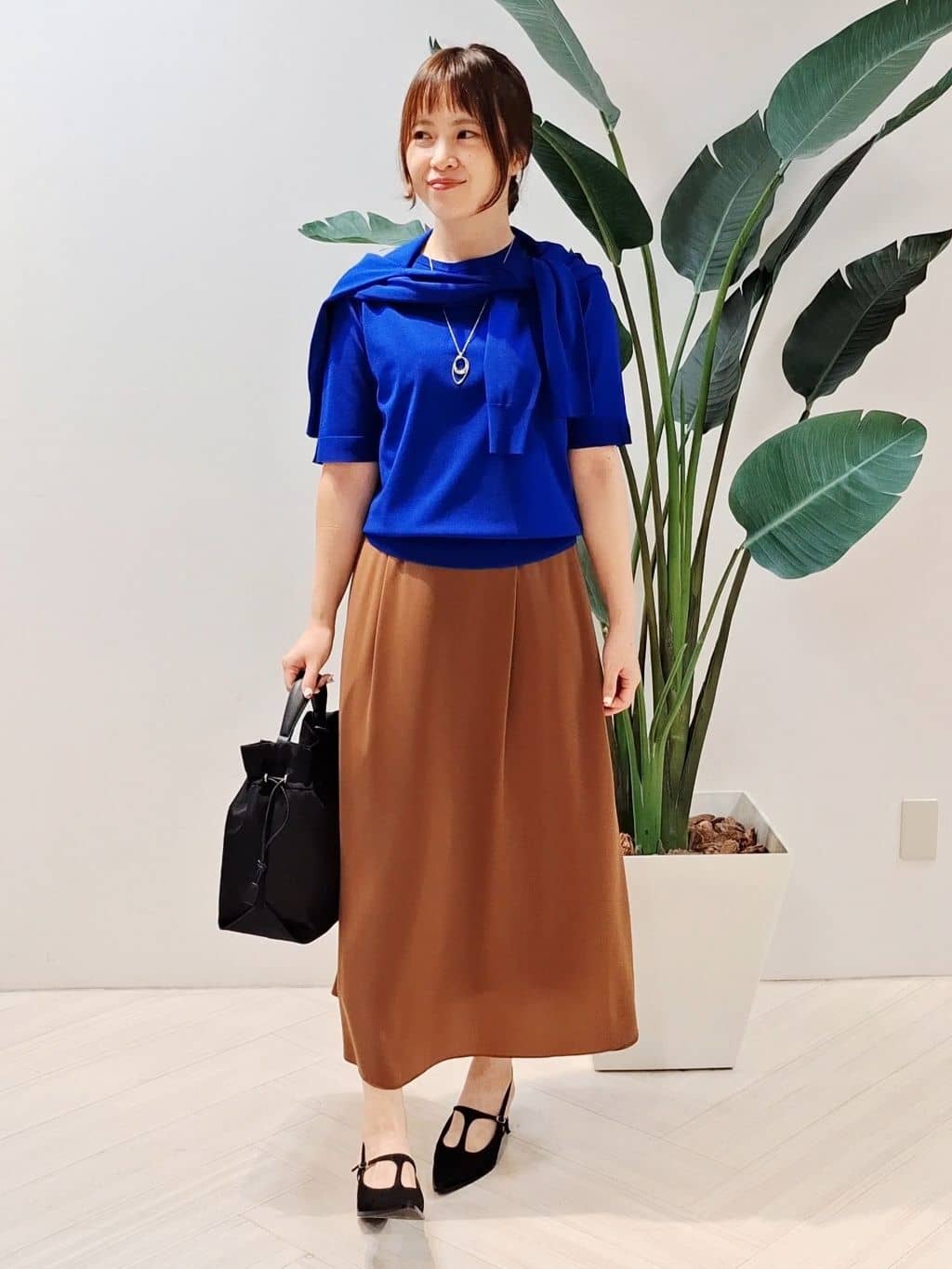 YuKaRiさんの「UNTITLED｜【アンサンブル可/薄手】ベーシッククルーネックカーディガン」を使ったコーディネート