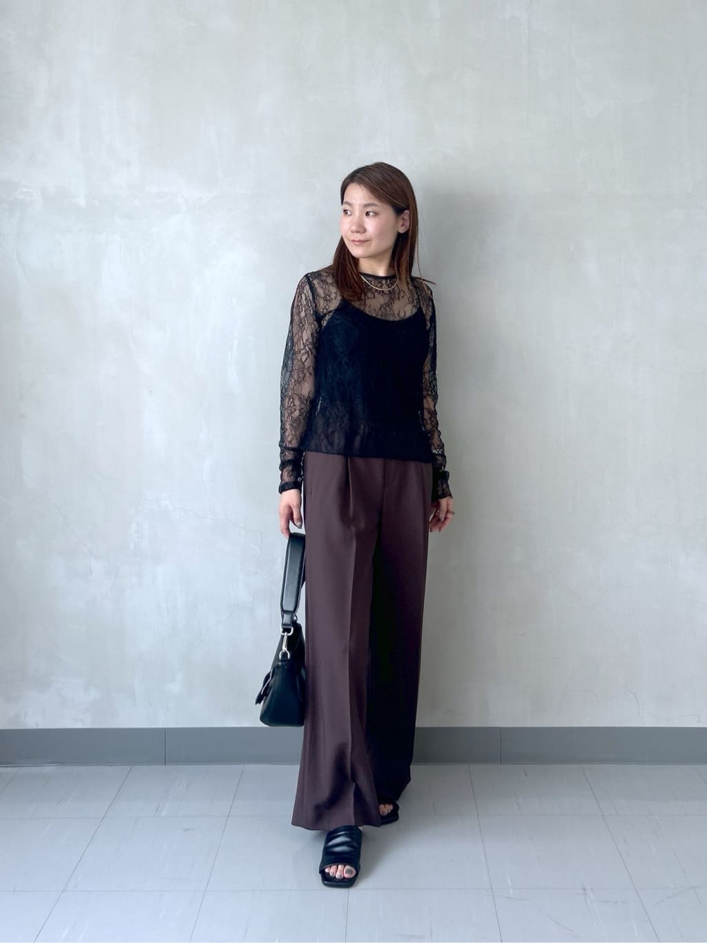 takaさんの「INDIVI｜Comfy SET UP｜イージーストレートワイドパンツ【セットアップ対応／通勤/カセット服】」を使ったコーディネート