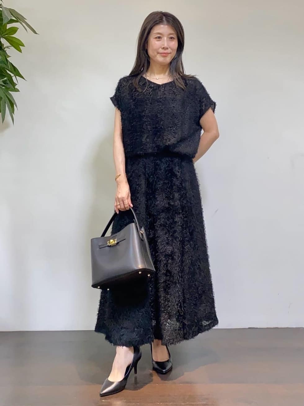 tomoさんの「UNTITLED｜シャイニービーズネックレス」を使ったコーディネート