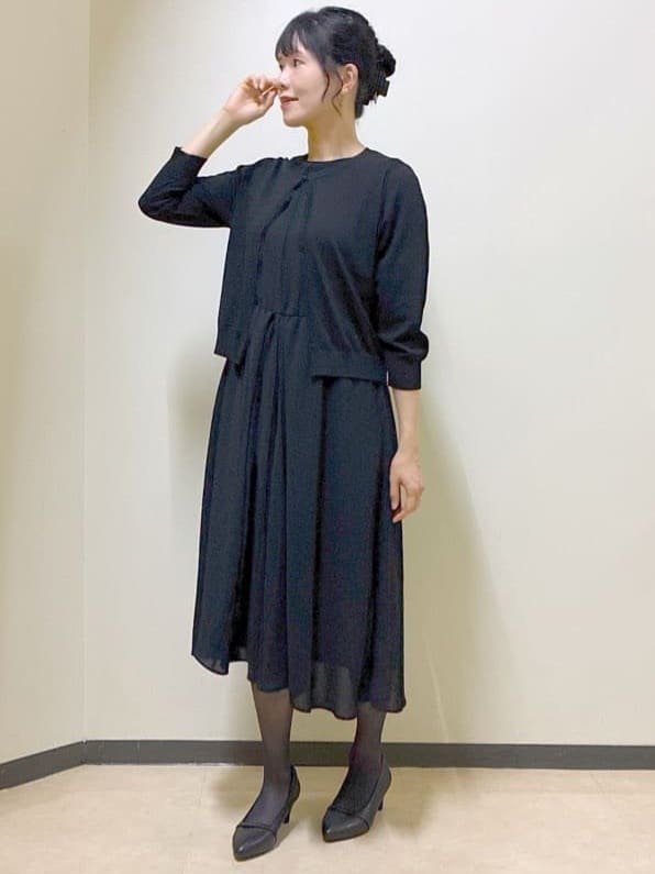  beni_gingerさんの「Reflect｜【吸水速乾／防しわ】シルキープリーツワンピース」を使ったコーディネート