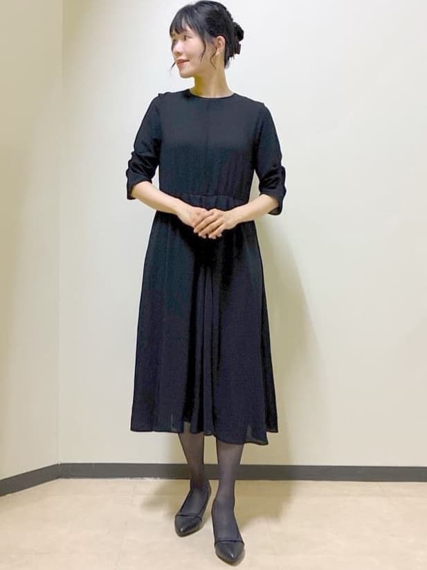  beni_gingerさんの「Reflect｜【吸水速乾／防しわ】シルキープリーツワンピース」を使ったコーディネート