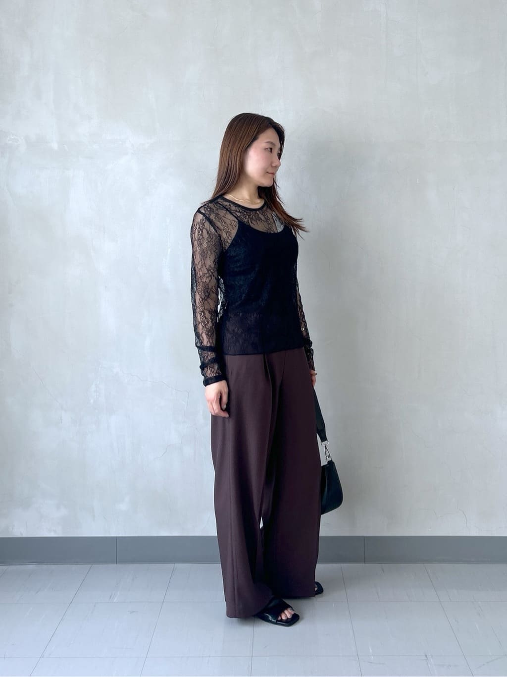 takaさんの「INDIVI｜Comfy SET UP｜イージーストレートワイドパンツ【セットアップ対応／通勤/カセット服】」を使ったコーディネート