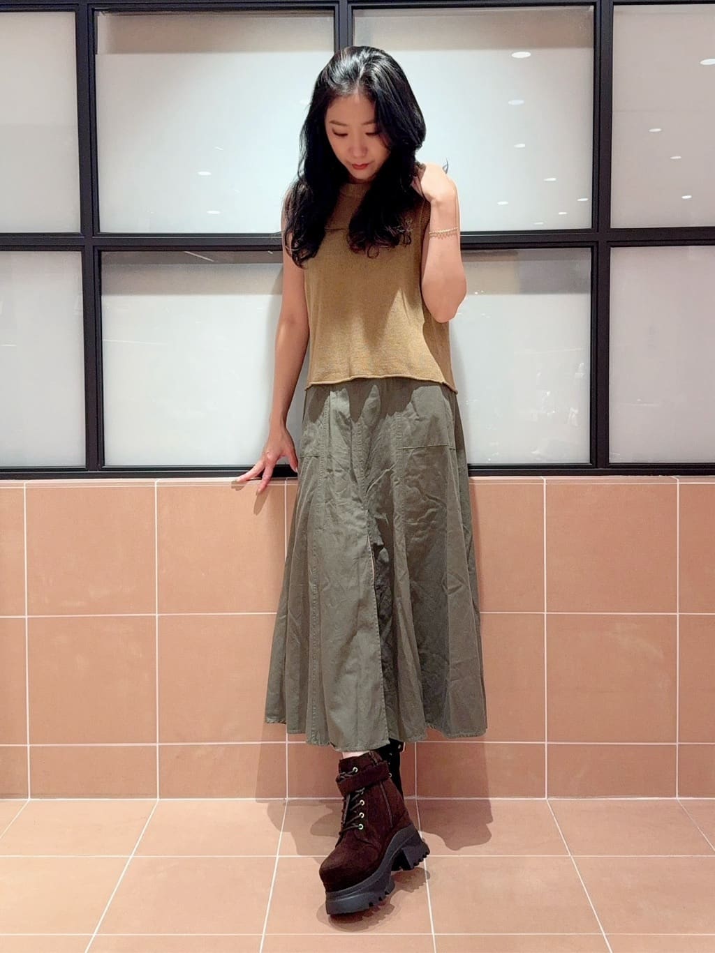 kaoriさんの「ESPERANZA｜レースアップバックル厚底ブーツ」を使ったコーディネート