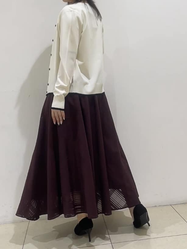watanabeさんの「UNTITLED｜【アンサンブル可/薄手】ベーシッククルーネックカーディガン」を使ったコーディネート