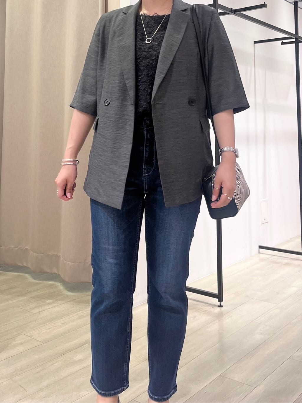 hasuさんの「INDIVI｜ライトダブルジャケット」を使ったコーディネート