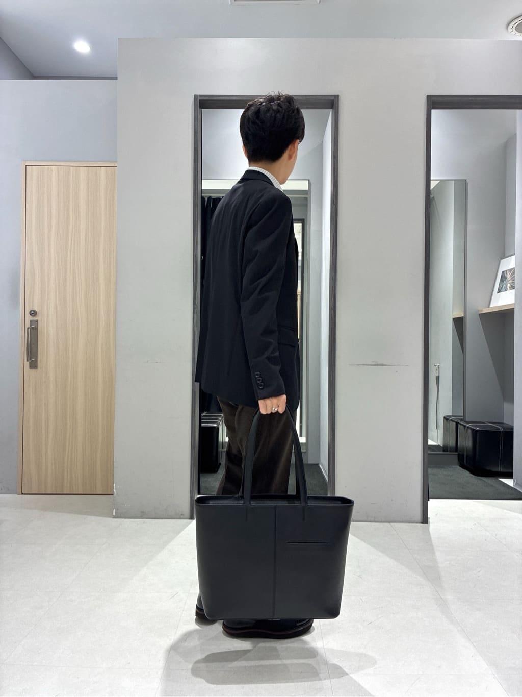 わいずみさんの「TAKEO KIKUCHI｜【360&deg;ストレッチ／セットアップ対応】None Of Stress ジャケット」を使ったコーディネート
