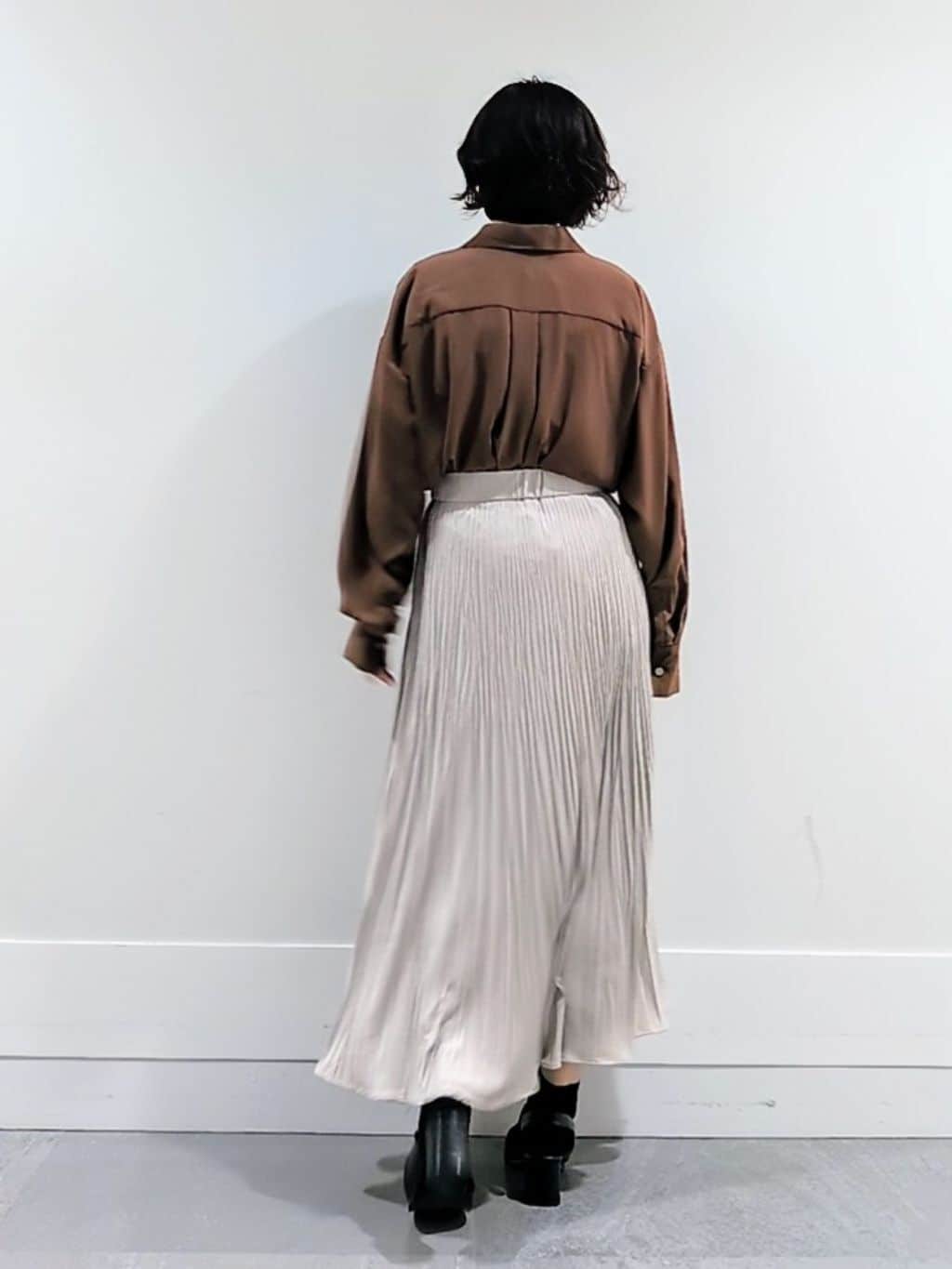 ミズタさんの「UNTITLED｜【セットアップ可/スキッパー/ゆったり】リラクパウダーシャツ」を使ったコーディネート