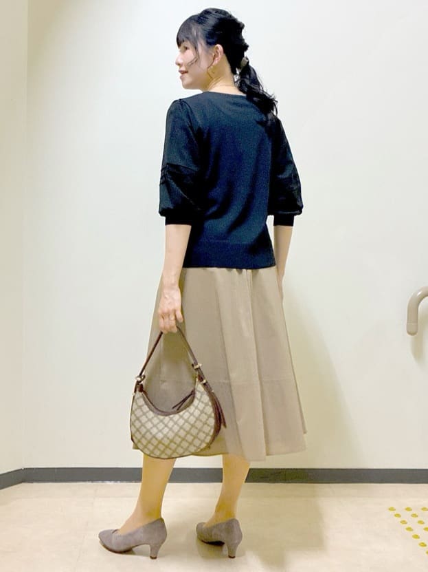  beni_gingerさんの「Reflect｜【WEB先行カラーあり／手洗い可】ジョーゼットスリーブ&times;ニット」を使ったコーディネート