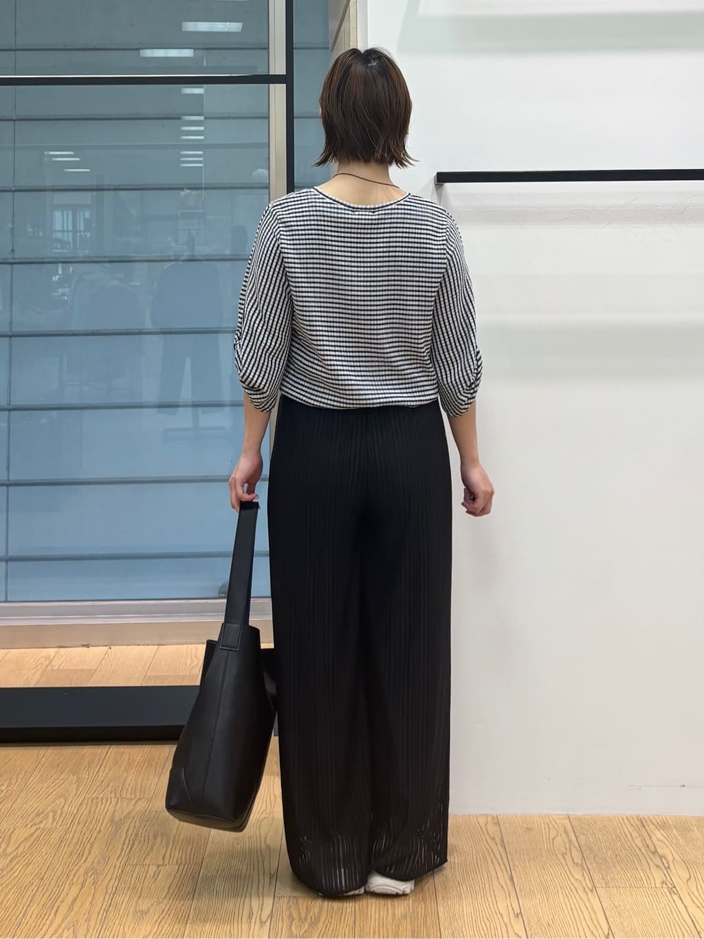 asamiさんの「INDIVI｜【UVケア／吸汗速乾】凹凸素材ねじり袖トップス」を使ったコーディネート