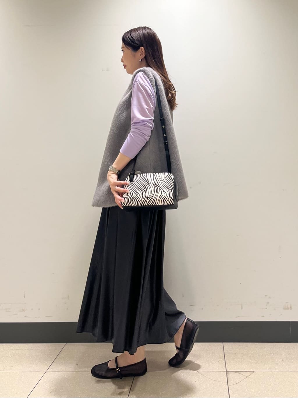 shokoさんの「INDIVI｜ストレッチシアーロングTシャツ」を使ったコーディネート
