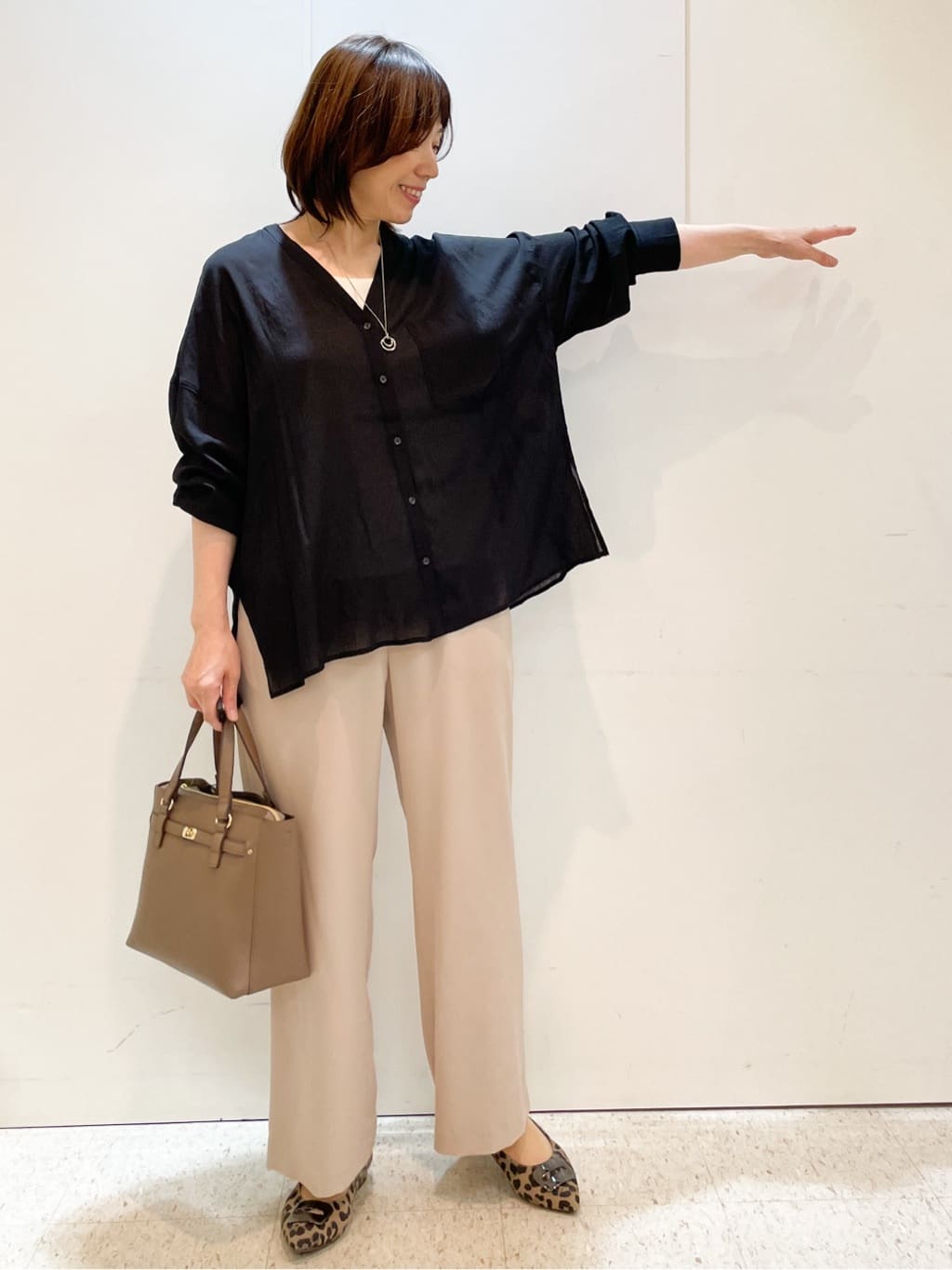 めいさんの「Reflect｜【接触冷感／マシンウォッシュ可／ウエスト総ゴム】ワイドシルエットパンツ」を使ったコーディネート