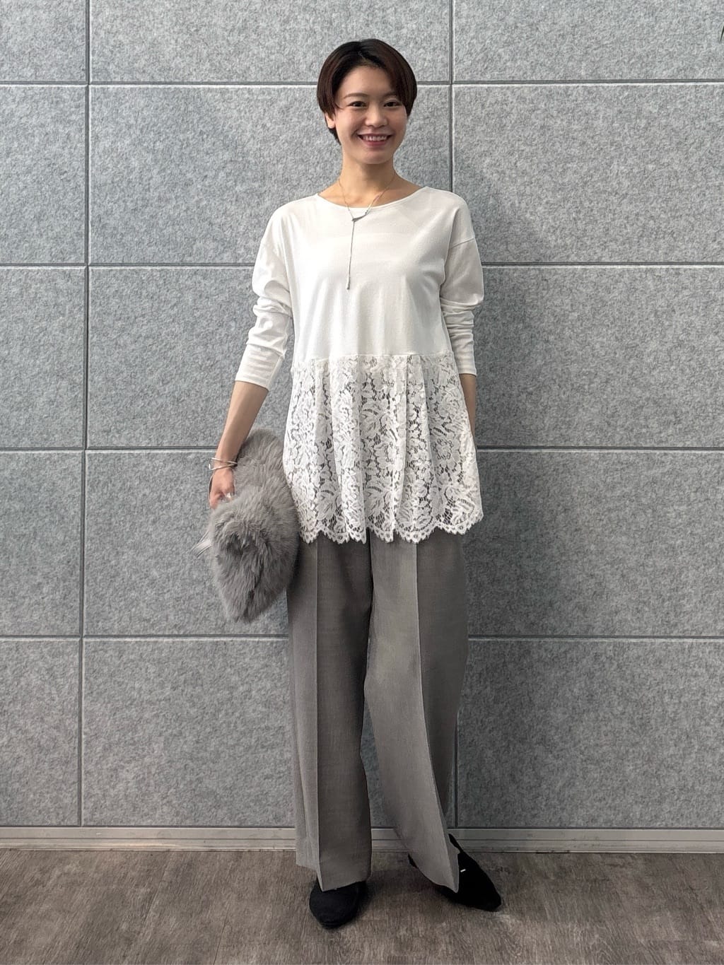 kanaeさんの「INDIVI｜【レイヤードにおすすめ】レース切り替えカットソー」を使ったコーディネート