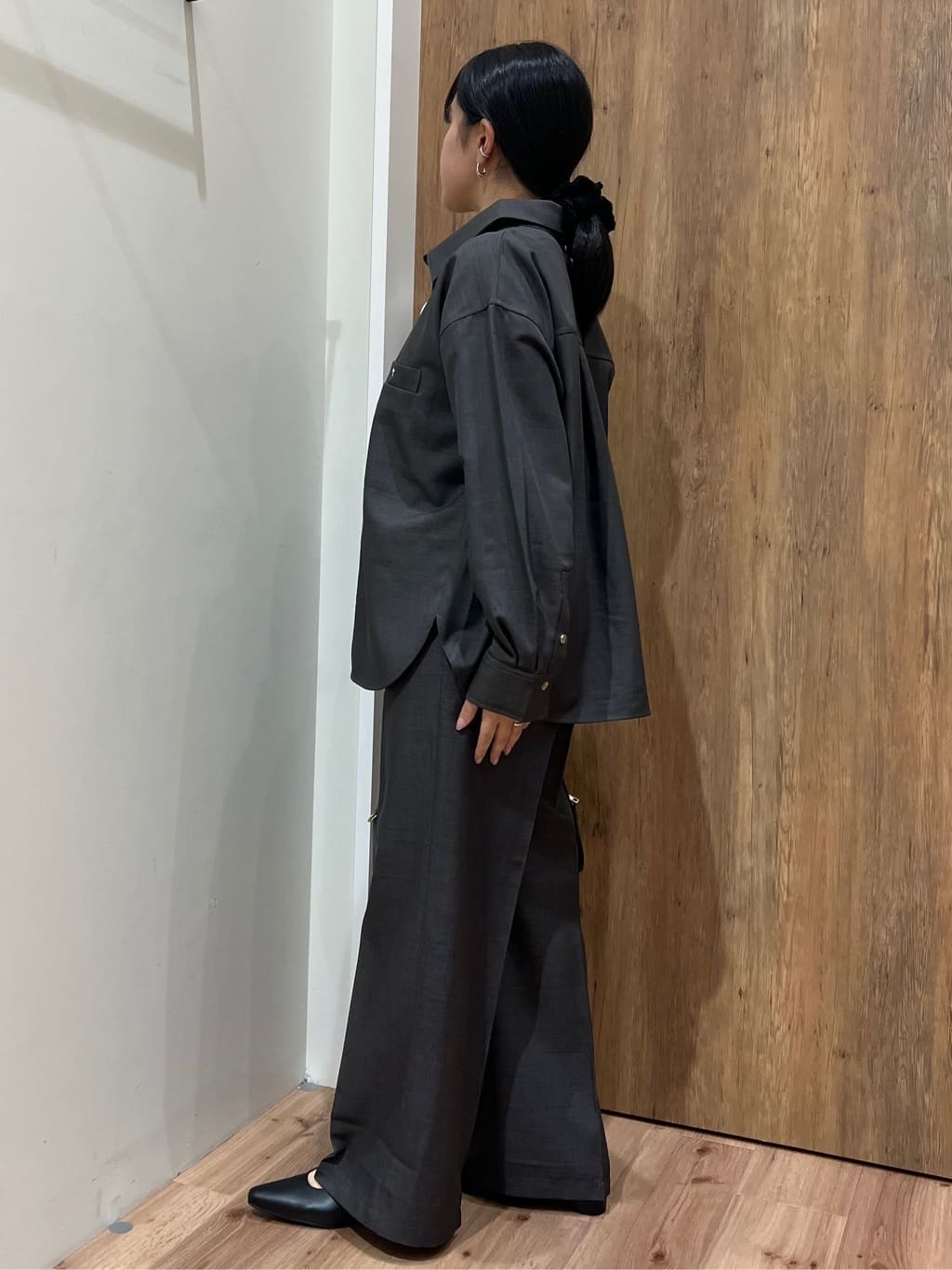 Reinaさんの「grove｜【カセット服/選べる着丈】洗濯機で洗えるオーバーシャツ」を使ったコーディネート