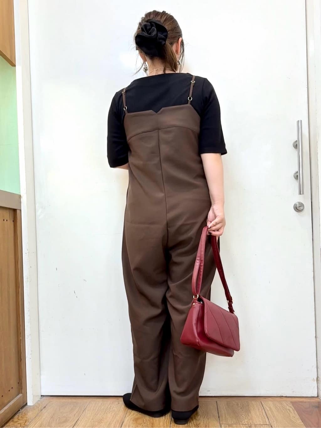 だいわさんの「SHOO･LA･RUE｜【S-LL】女性らしさ漂うハートネック テレコ5分袖トップス」を使ったコーディネート