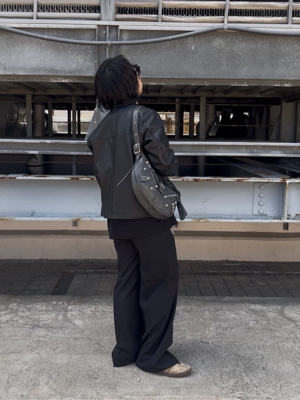 taigaさんの「tk.TAKEO KIKUCHI｜ワイドストレートパンツ」を使ったコーディネート