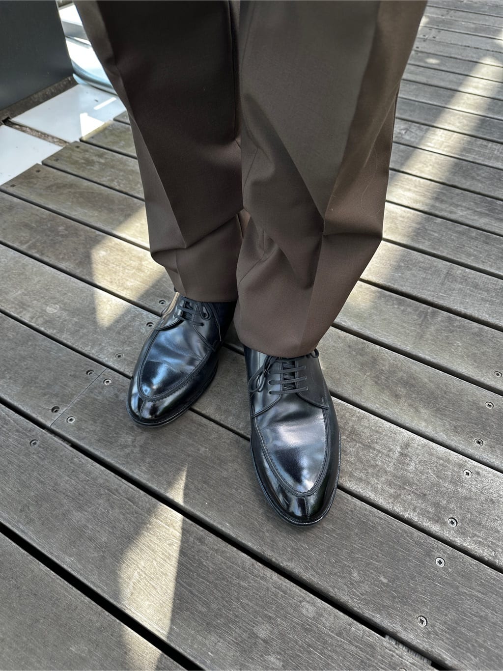 Shintaroさんの「TAKEO KIKUCHI｜【Begin掲載】コーデュラ（R）夏素材ウールトロ　ストレッチスーツ」を使ったコーディネート