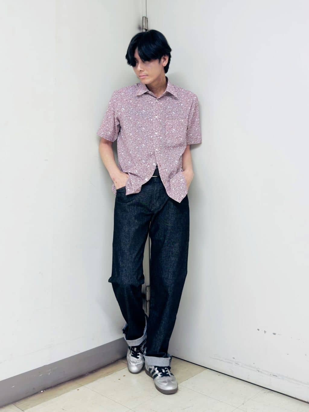 ryoさんの「TAKEO KIKUCHI｜【モンスターストレッチ】日本製 ワンウォッシュ デニムパンツ」を使ったコーディネート
