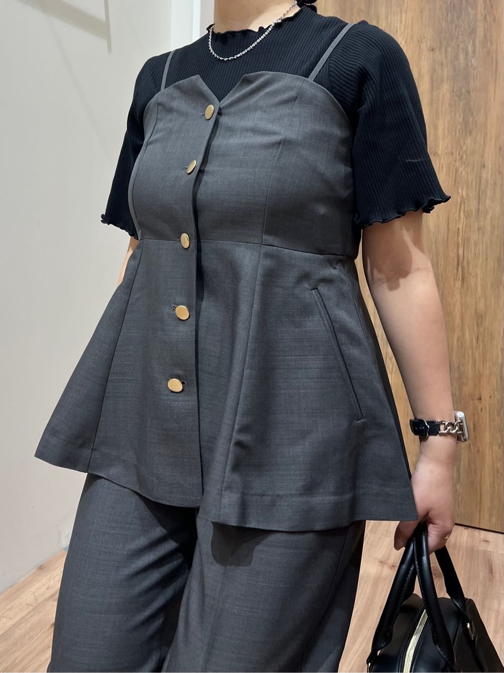 Reinaさんの「grove｜【カセット服】主役級キャミビスチェ」を使ったコーディネート