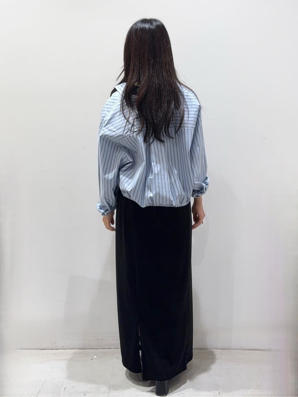 きみさんの「OPAQUE.CLIP｜ドロストヘムショートシャツ【洗濯機OK】」を使ったコーディネート