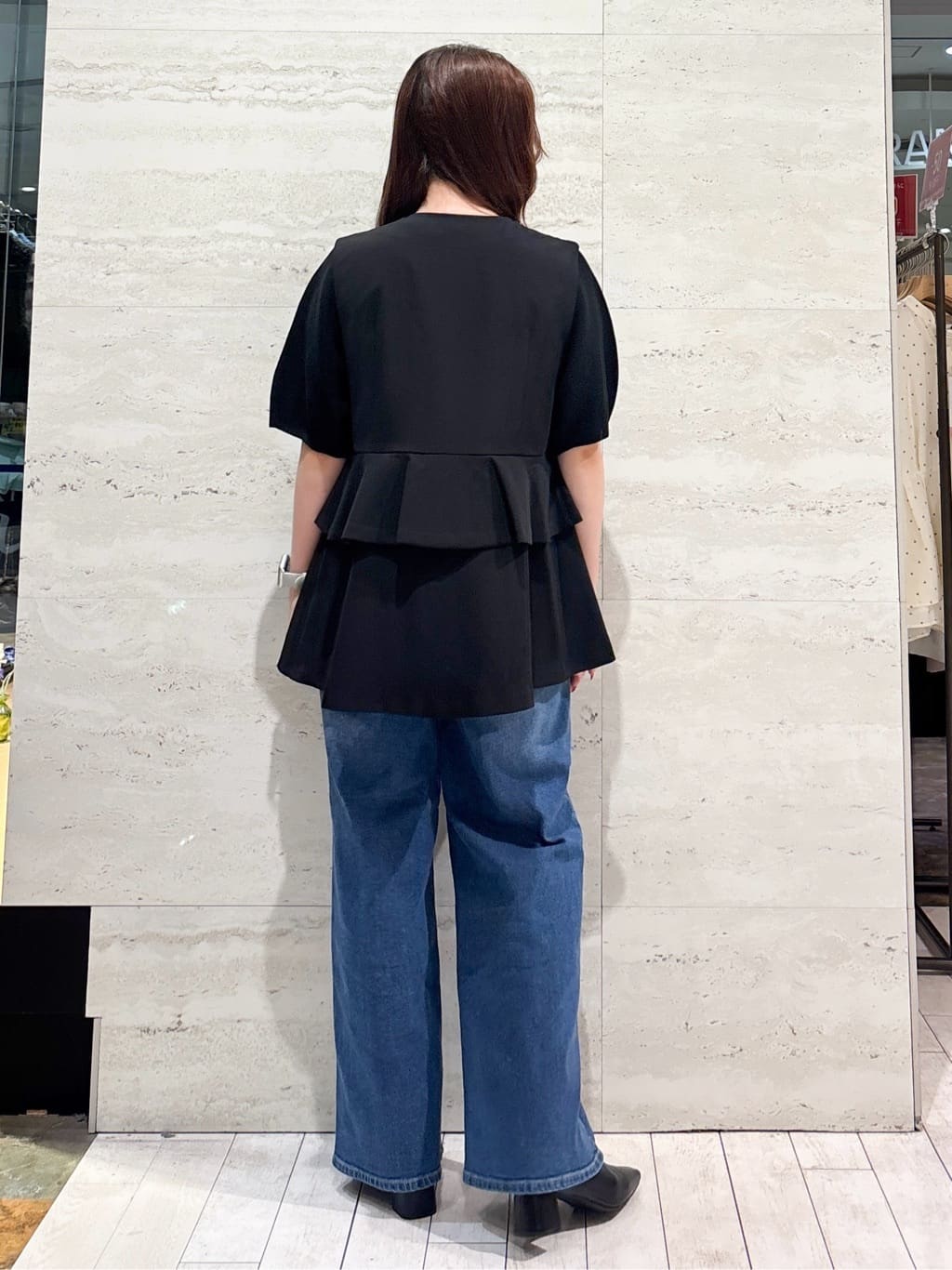 かほさんの「OPAQUE.CLIP｜ベーシックショートブーツ【THEシリーズ／抗菌防臭加工】」を使ったコーディネート