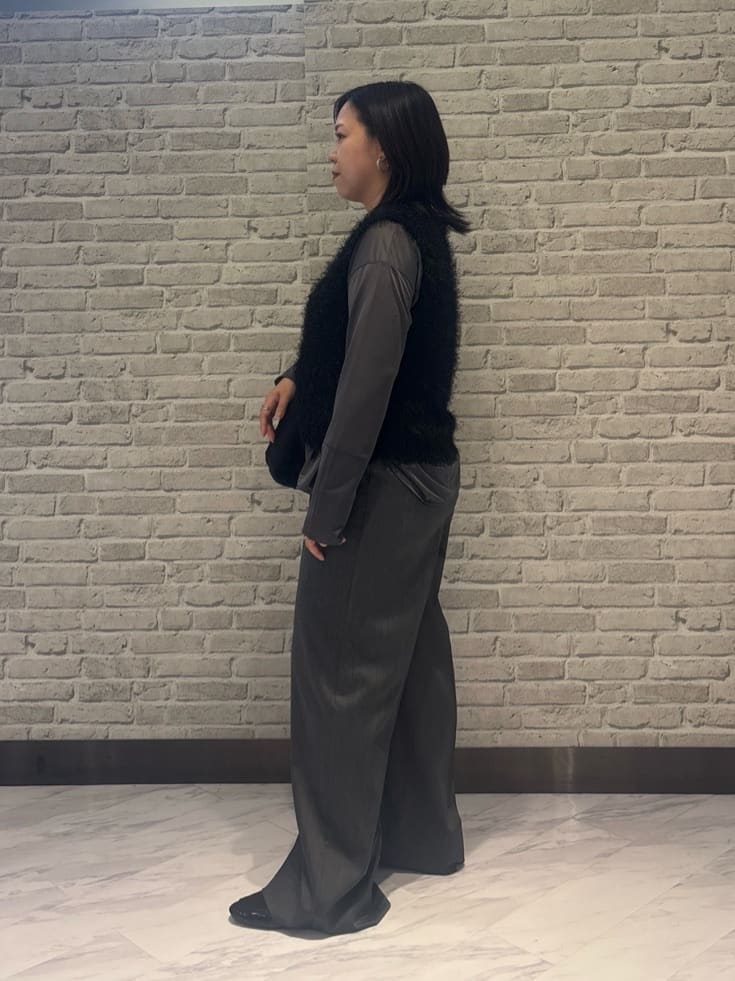 Akiさんの「INDIVI｜ストレッチシアーロングTシャツ」を使ったコーディネート