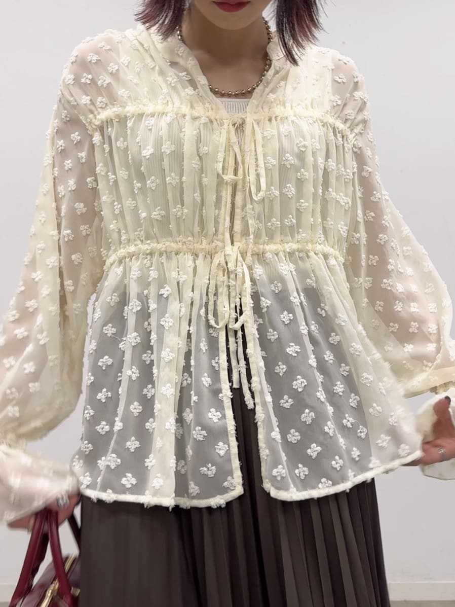 𝐜𝐡𝐢𝐤𝐚さんの「SHOO･LA･RUE｜ラクチン フラットパンプス」を使ったコーディネート
