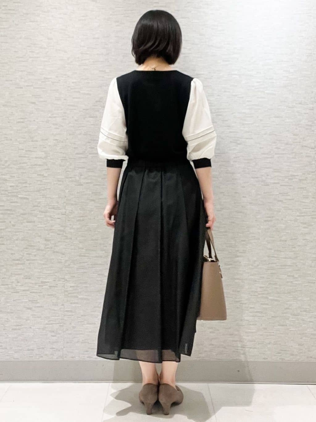 marikoさんの「Reflect｜【WEB先行カラーあり／手洗い可】ジョーゼットスリーブ&times;ニット」を使ったコーディネート