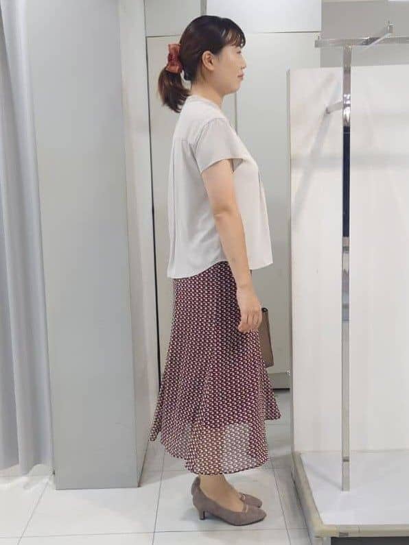 AZUSAさんの「Reflect｜【インナーに◎／すっきり見え！長め丈】タックデティールブラウス」を使ったコーディネート